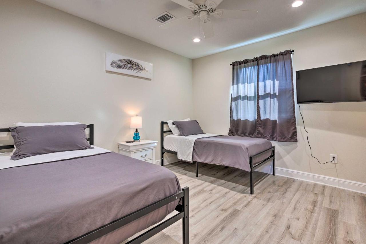 Spacious Gulfport Home With Yard 1 Mi To Beach Екстер'єр фото
