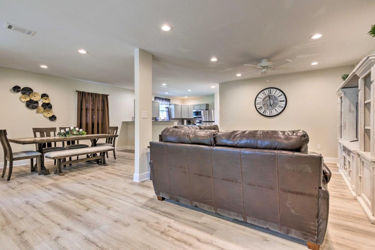 Spacious Gulfport Home With Yard 1 Mi To Beach Екстер'єр фото