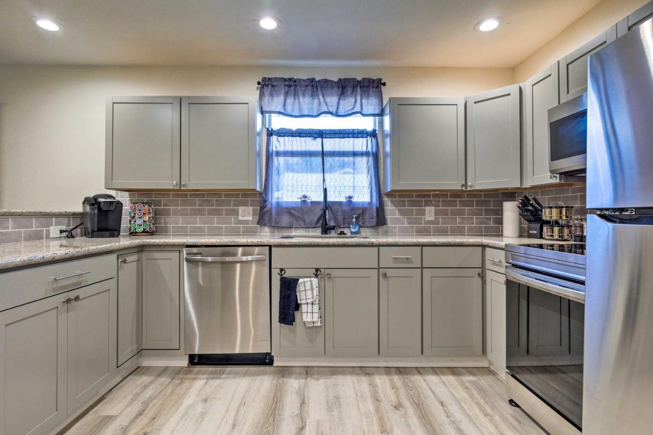 Spacious Gulfport Home With Yard 1 Mi To Beach Екстер'єр фото