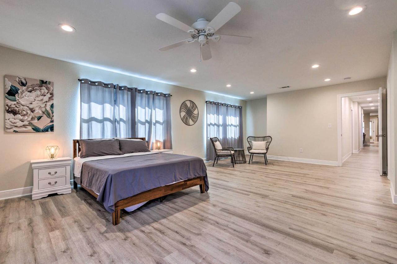 Spacious Gulfport Home With Yard 1 Mi To Beach Екстер'єр фото